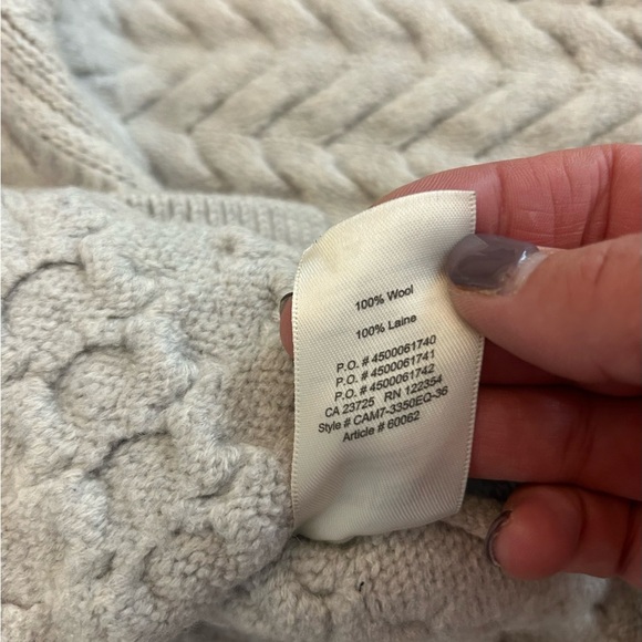 Aritzia Wilfred Free 100% Wool Turtleneck Chevron Pattern Sweater Size Sm Gray - Picture 5 of 13